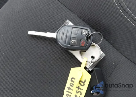 2018 Ford Fiesta Se z USA, uszkodzony, nr VIN 3FADP4BJ1JM133154